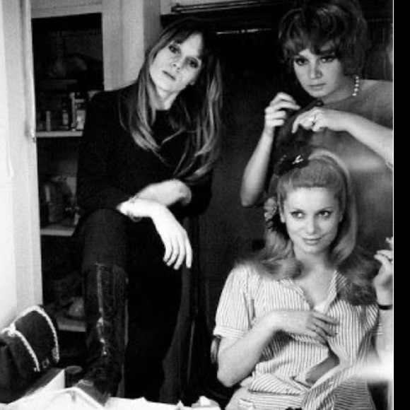 VINTAGE STYLE-Body & Soul Premium Brushes. Beautiful empty mirrored Compact. - Picture 13 of 16